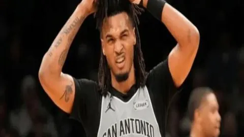 湖人击败掘金 123-100，战报：三佳表现，两成色稳定，一员士气不振