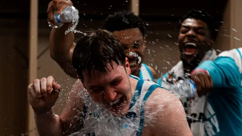 巴塞羅那獲5億元巨資支持，有望挽留梅西及簽約內馬爾